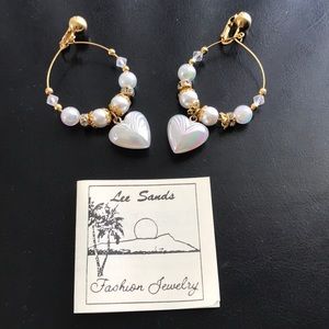 Lee Sands Fashion Pearl Earrings clippers
